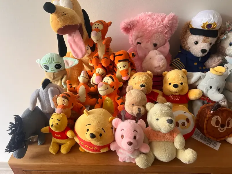 Colección de peluches de personajes Disney - 2