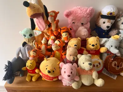 Colección de peluches de personajes Disney - miniatura 2
