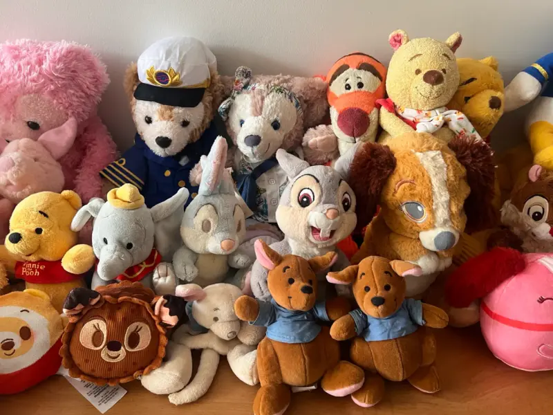 Colección de peluches de personajes Disney - 3