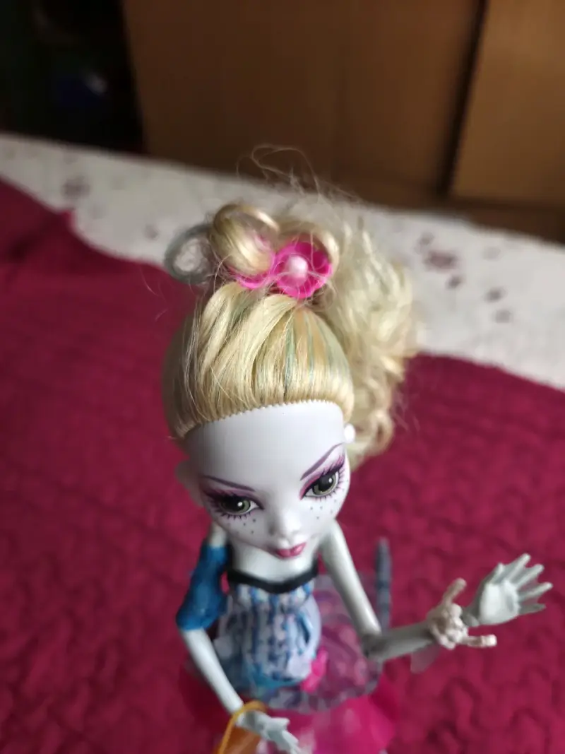 Muñeca Monster High Lagoona Blue - 2