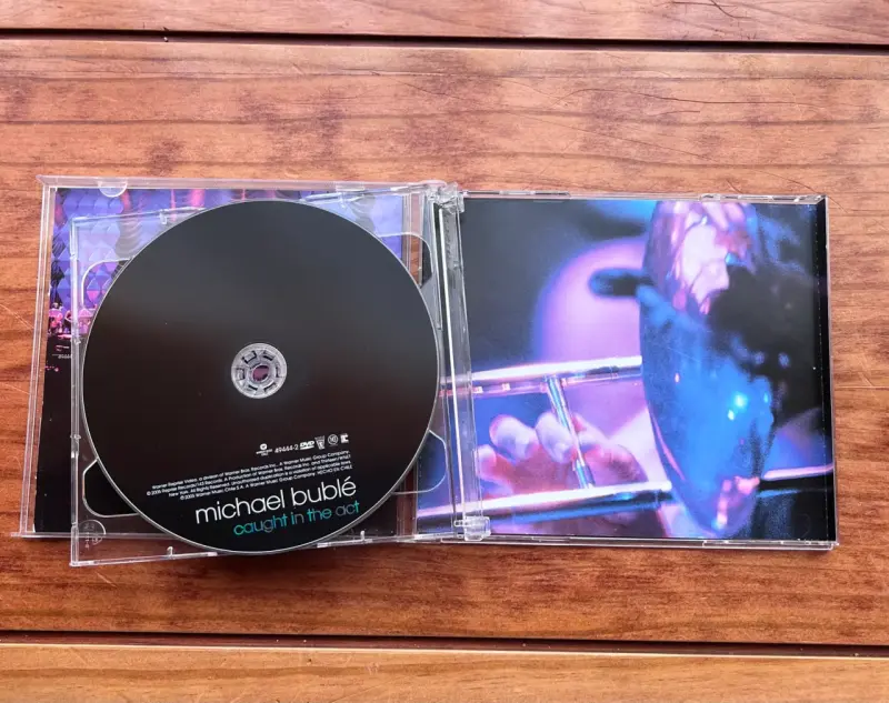 CD + DVD Michael Bublé - Caught In The Act - 4
