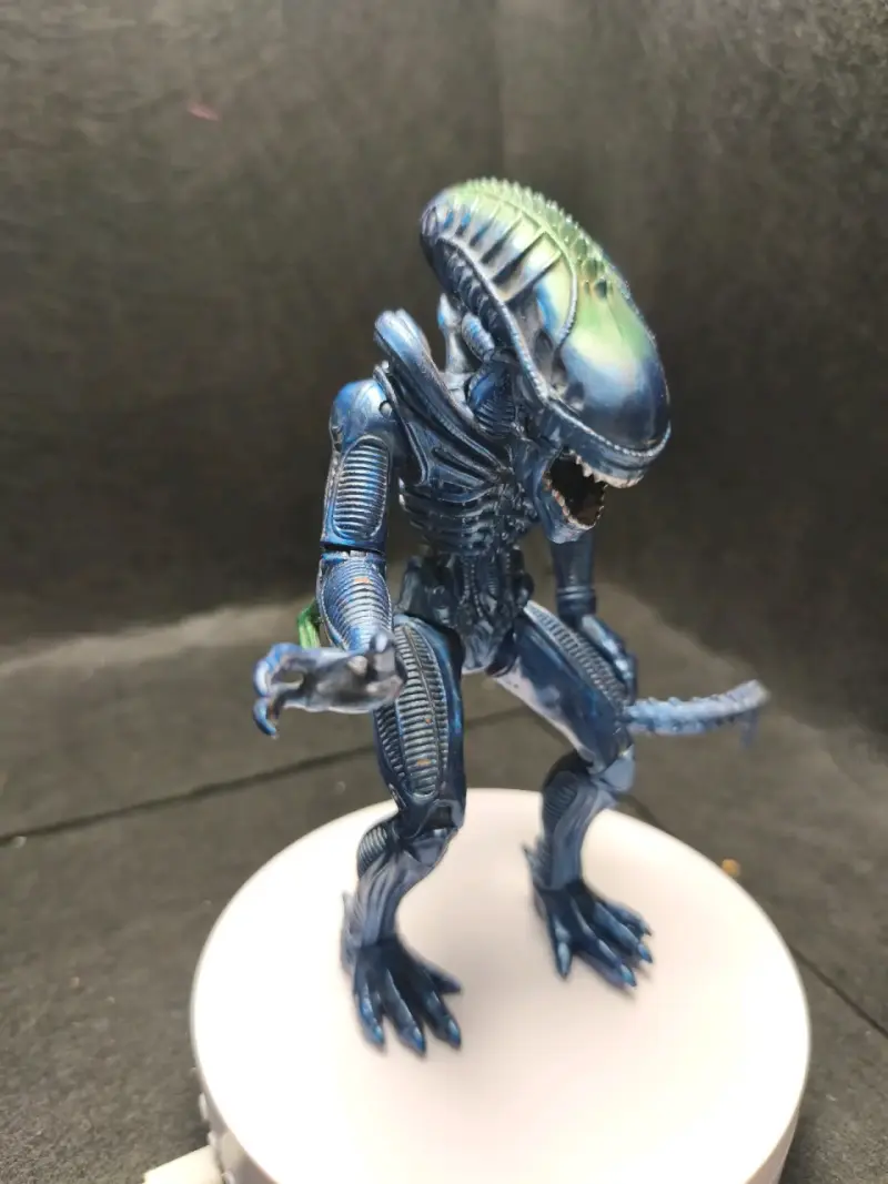 Alien Warrior (Edición tributo azul / estilo Kenne - 2