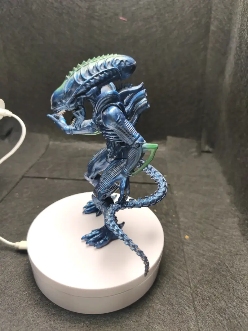 Alien Warrior (Edición tributo azul / estilo Kenne - 3