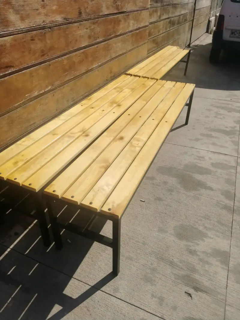 Banca industrial de madera y metal - 4