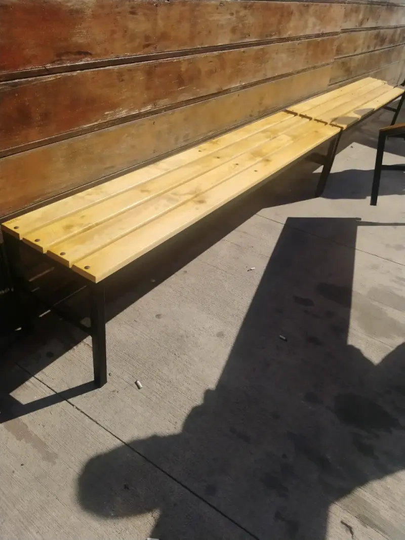 Banca industrial de madera y metal - 5