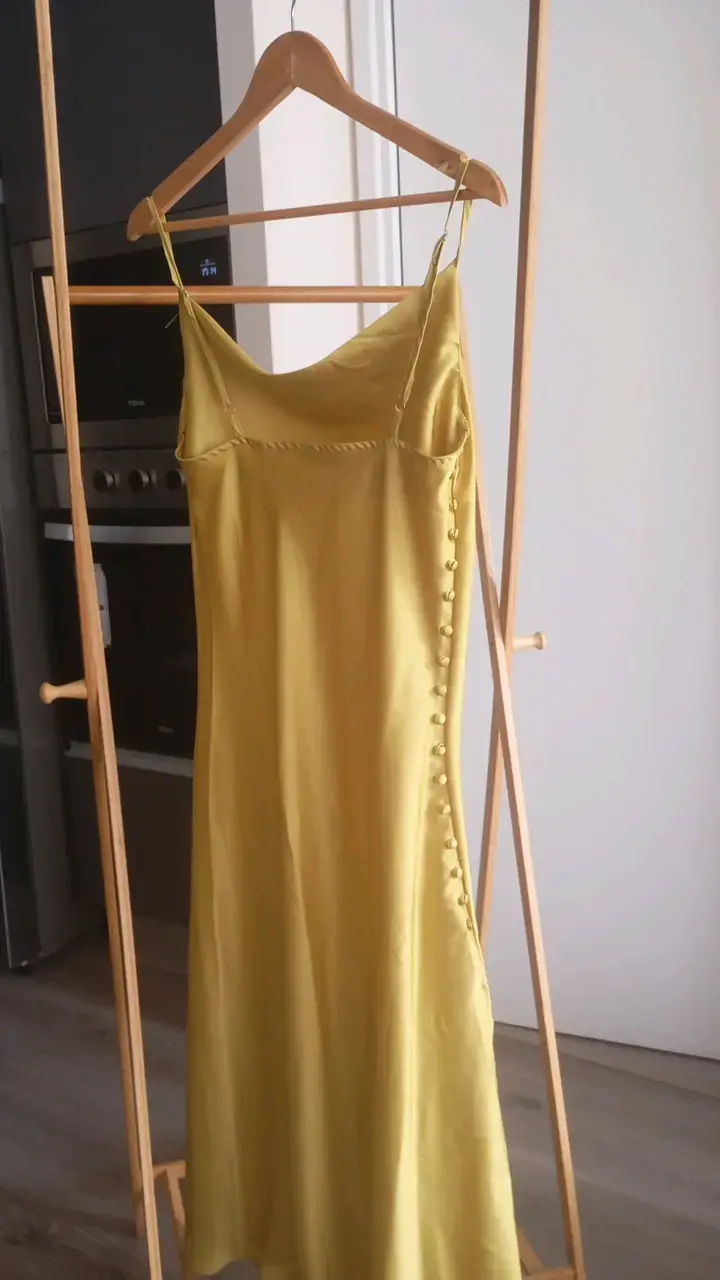 Vestido largo verde lima con tirantes - 2