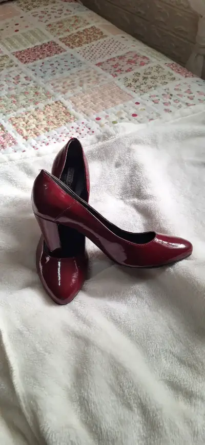 Zapatos de Tacón Rojo de Cuero Primo Piano - miniatura 2