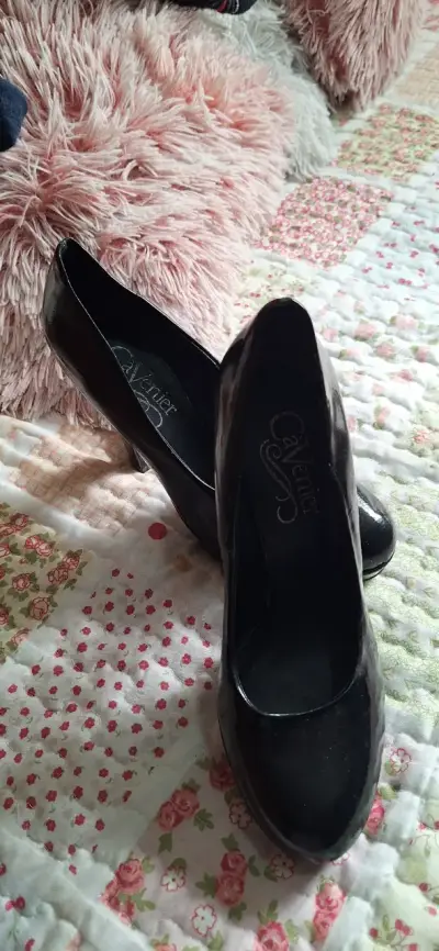 Zapatos de tacón alto negros de charol Catwalk - miniatura 1