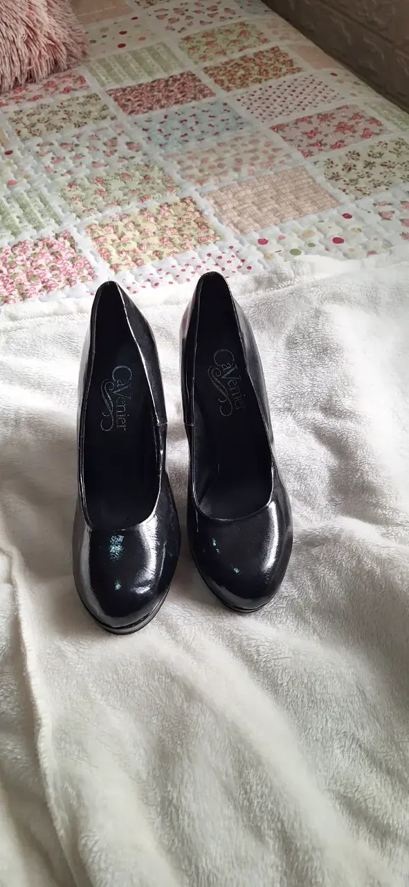 Zapatos de tacón alto negros de charol Catwalk - 2