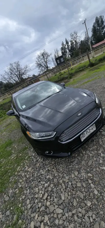 Ford Fusion 2015 en excelente estado - miniatura 1