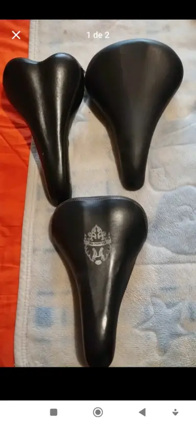 3 Asientos de bicicleta negros Bianchi - miniatura 1