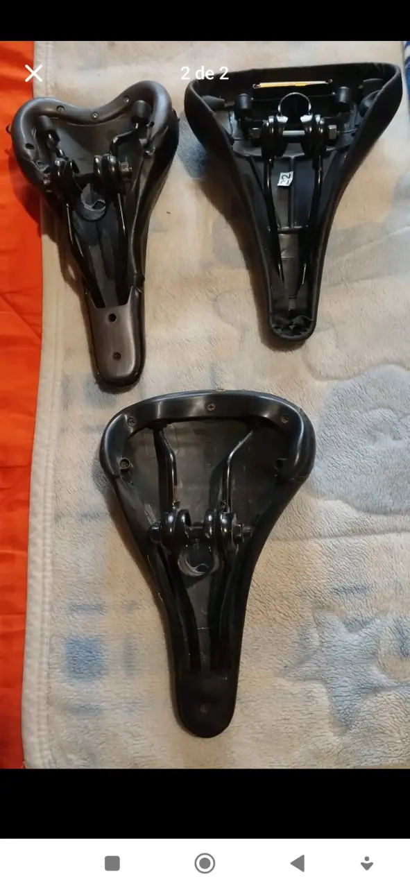 3 Asientos de bicicleta negros Bianchi - 2