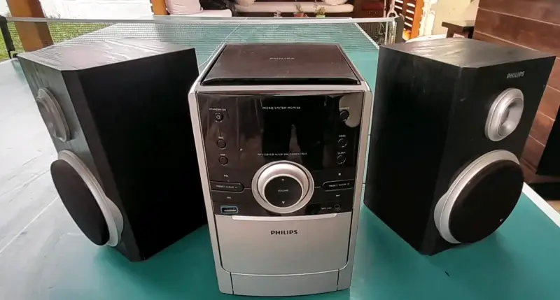 Sistema de sonido Philips con reproductor de CD - 2