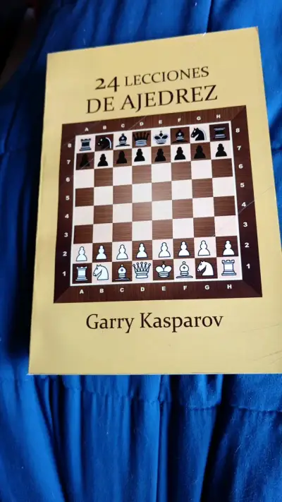 Libro 24 Lecciones de Ajedrez por Garry Kasparov - miniatura 1