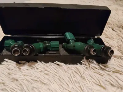 Juego de inyectores de Toyota yaris - miniatura 2