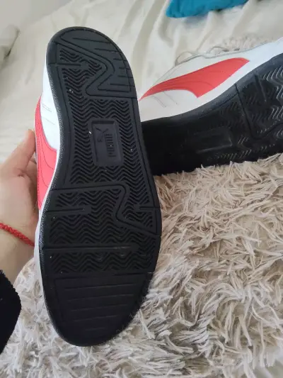 Zapatillas deportivas blancas Puma talla 41 - miniatura 2
