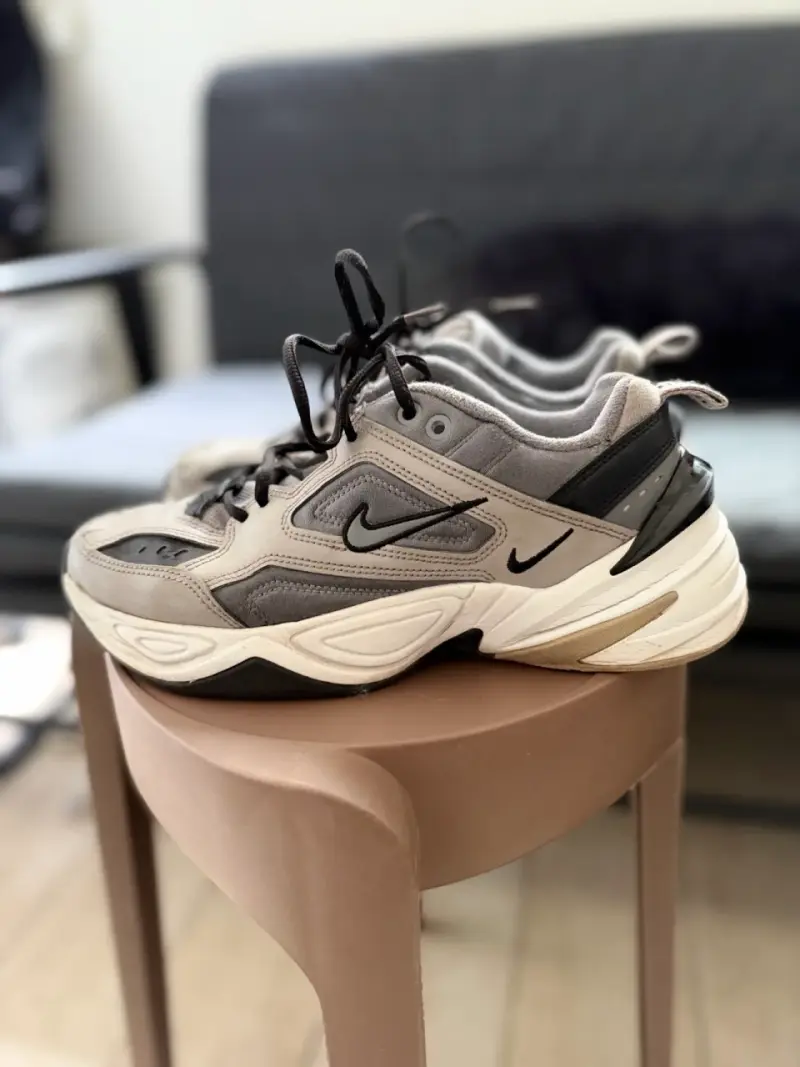 Zapatillas NIKE M2K TEKNO gris y negro - 2