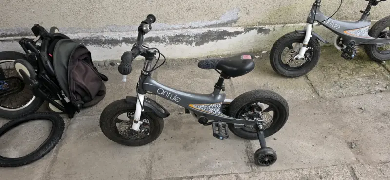 Bicicleta infantil con ruedas de entrenamiento ATL - 1