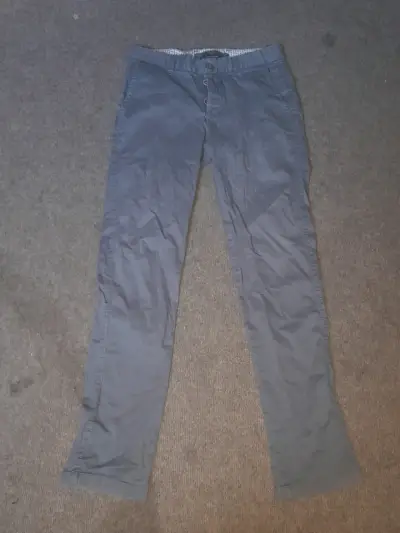 Pantalones de hombre gris casuales - miniatura 1