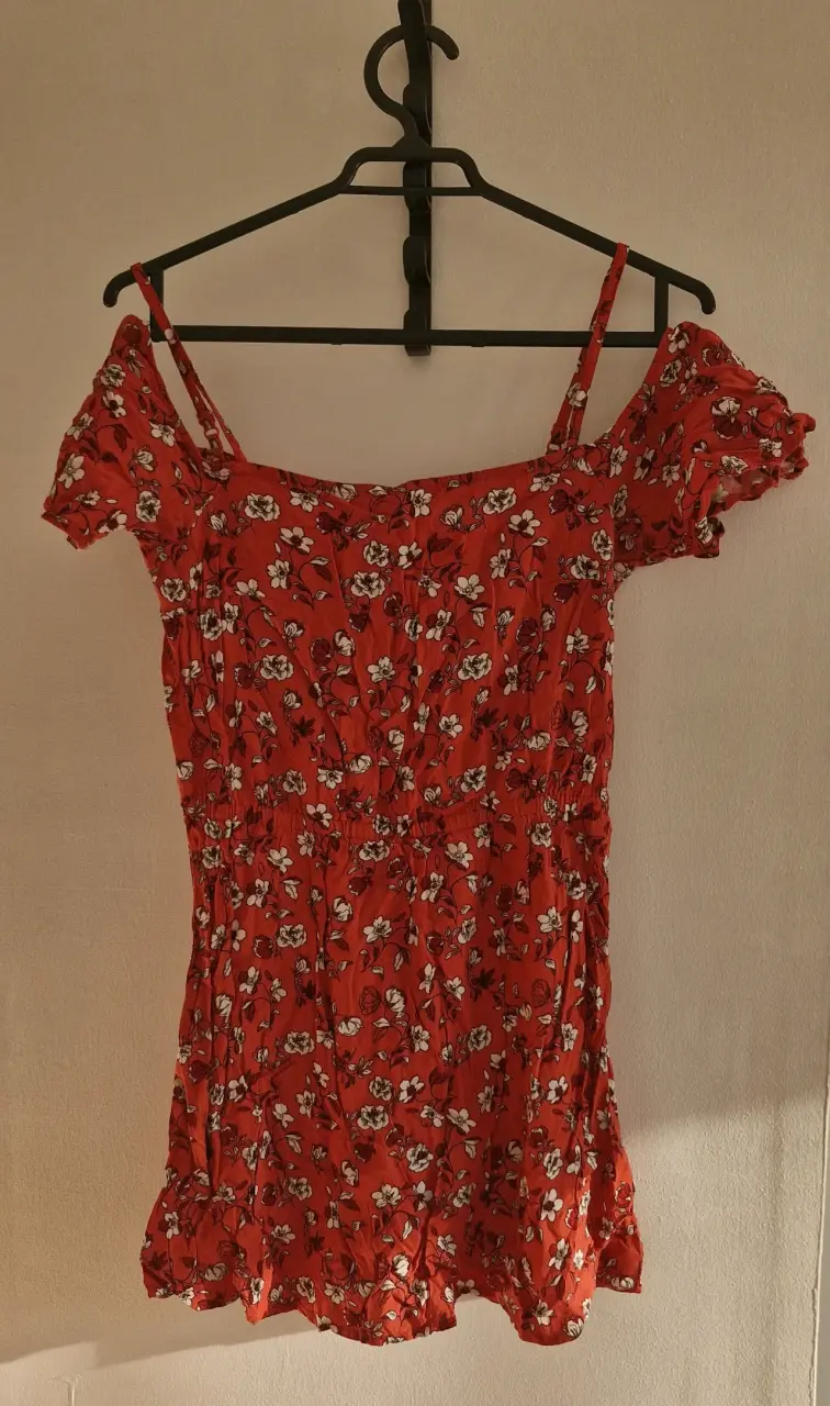 Vestido corto rojo floral para mujer - 2