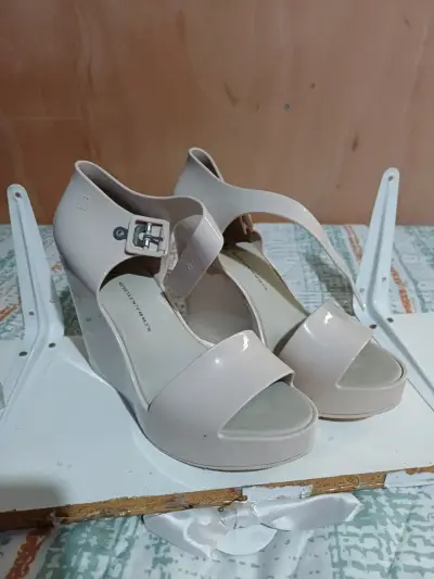 Sandalias de plataforma beige Melissa - miniatura 1