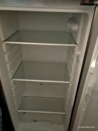 Refrigerador Congelador Libero Manual A+ - miniatura 2
