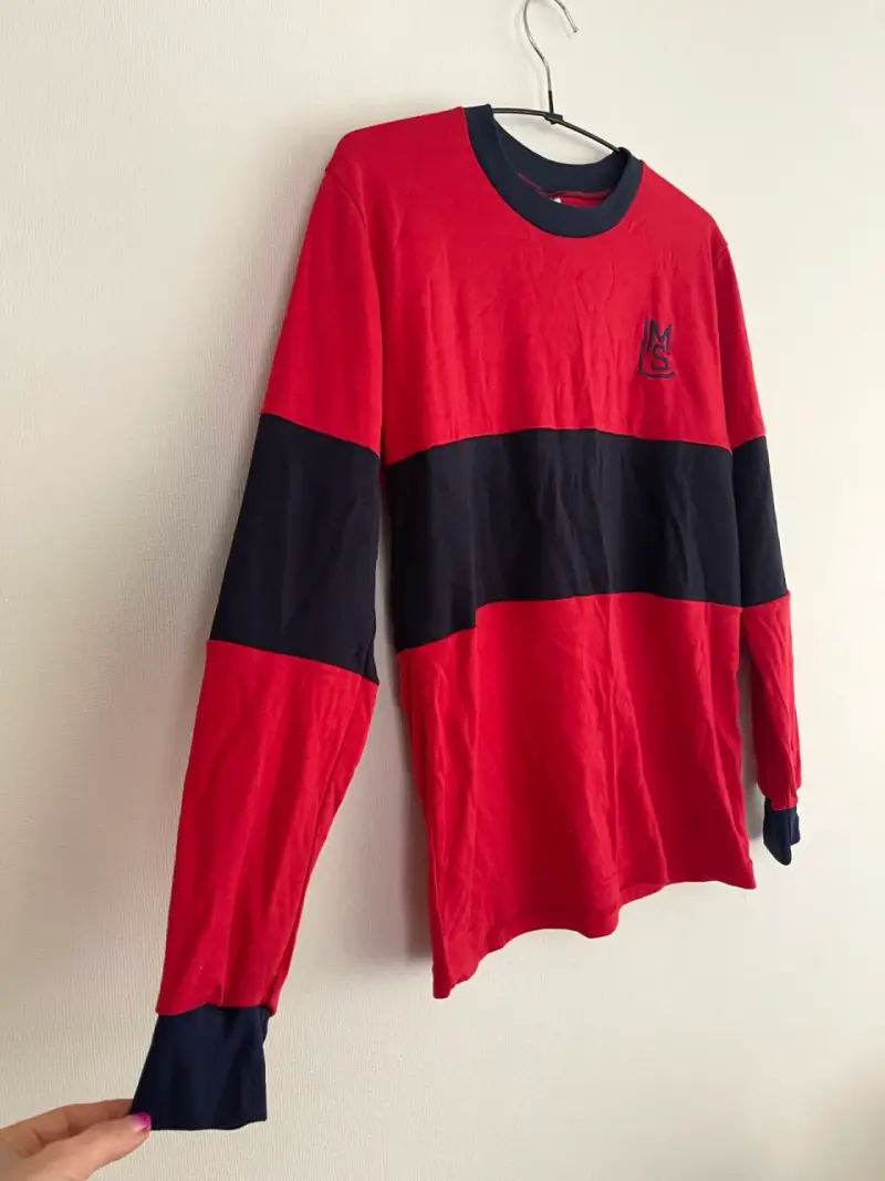 Polera manga larga con logo bordado LMS - 4