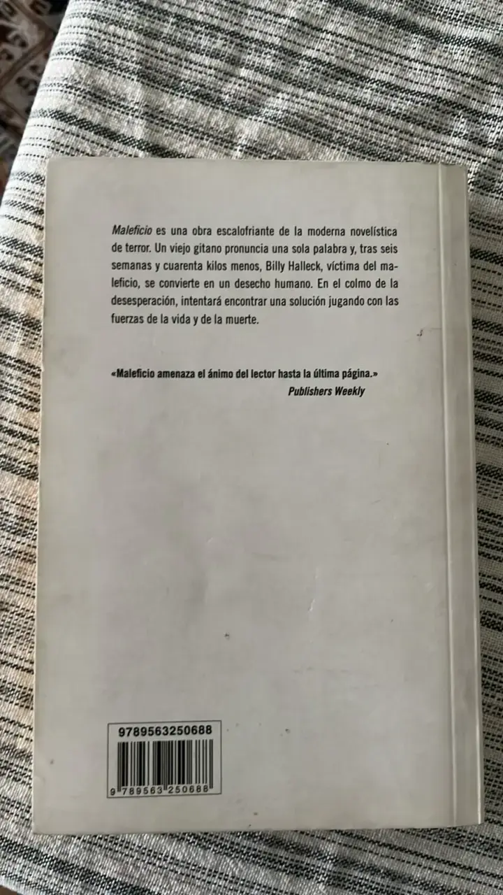 Libro 'Maleficio' de Stephen King en tapa blanda - 2