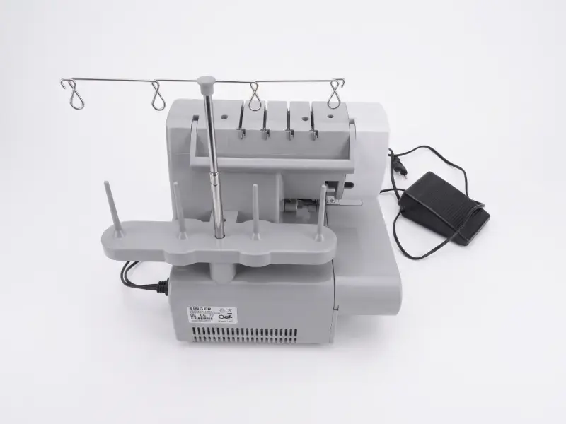 Máquina de Coser Overlock Singer Heavy Duty - 4