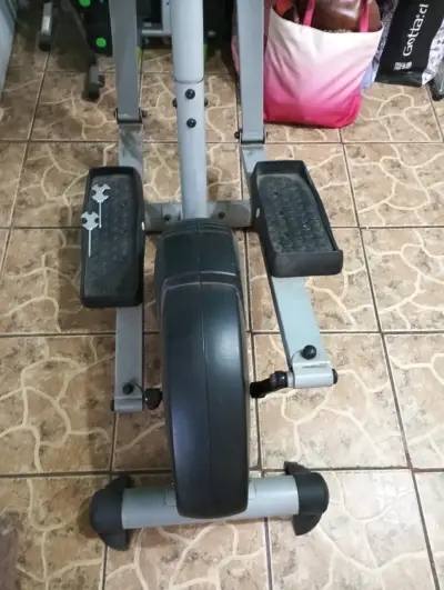 Elíptica Master Fit con monitor digital - miniatura 2
