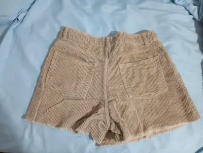 Shorts de pana beige para niña Zara - miniatura 2