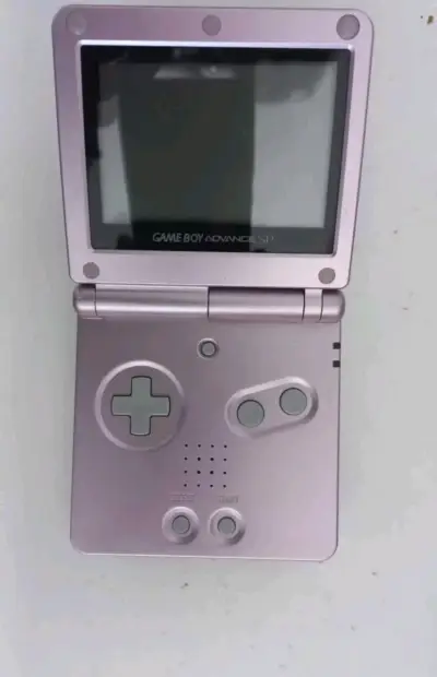 Consola Game Boy Advance SP con juegos Pokémon - miniatura 3