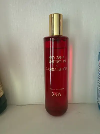 Perfume Red Zara Temptation & Sandalwood - miniatura 1