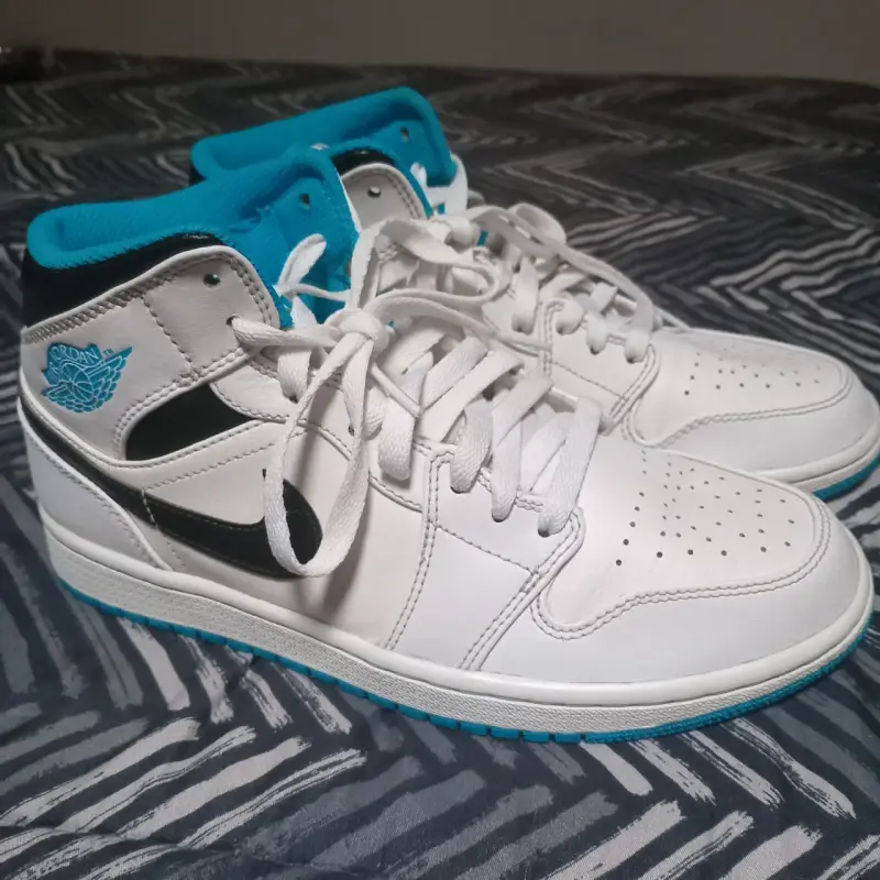 Zapatillas Air Jordan 1 Mid Laser Blue - 1