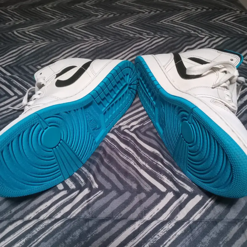Zapatillas Air Jordan 1 Mid Laser Blue - 4