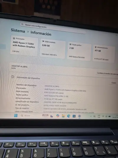 Laptop Lenovo AMD Ryzen 5 8GB RAM Azul - miniatura 4