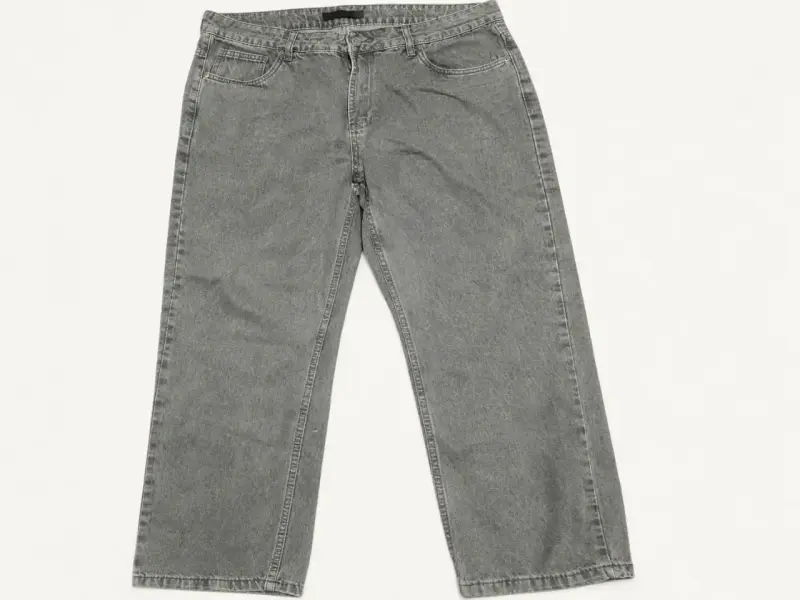 Jeans baggy verde talla 46 — muy poco uso - 1
