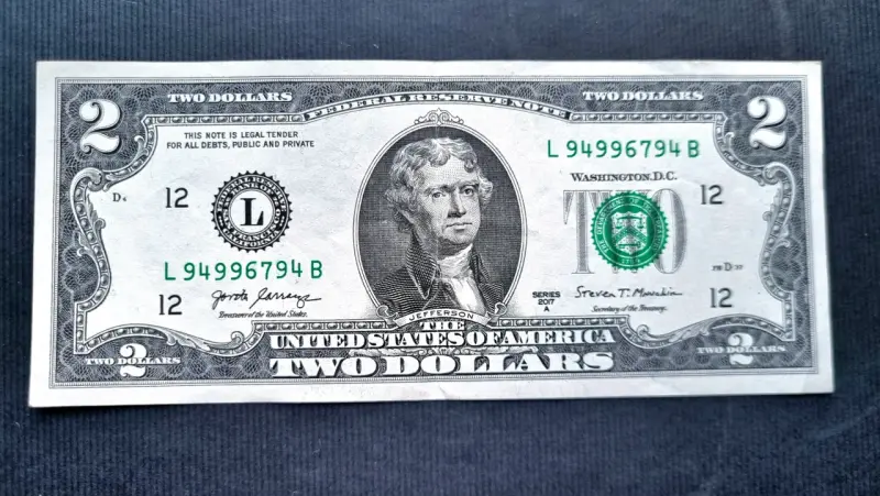 2 muy interesantes billetes USA y Chile. - 1