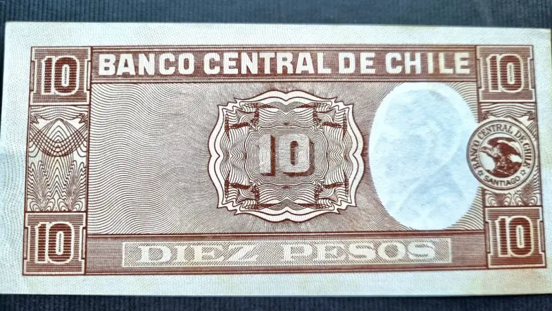 2 muy interesantes billetes USA y Chile. - 5