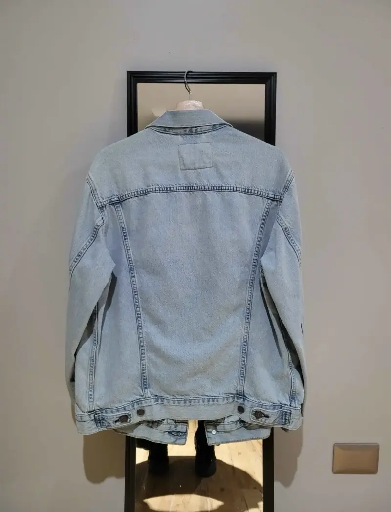 Chaqueta de mezclilla Levi's azul claro - 2