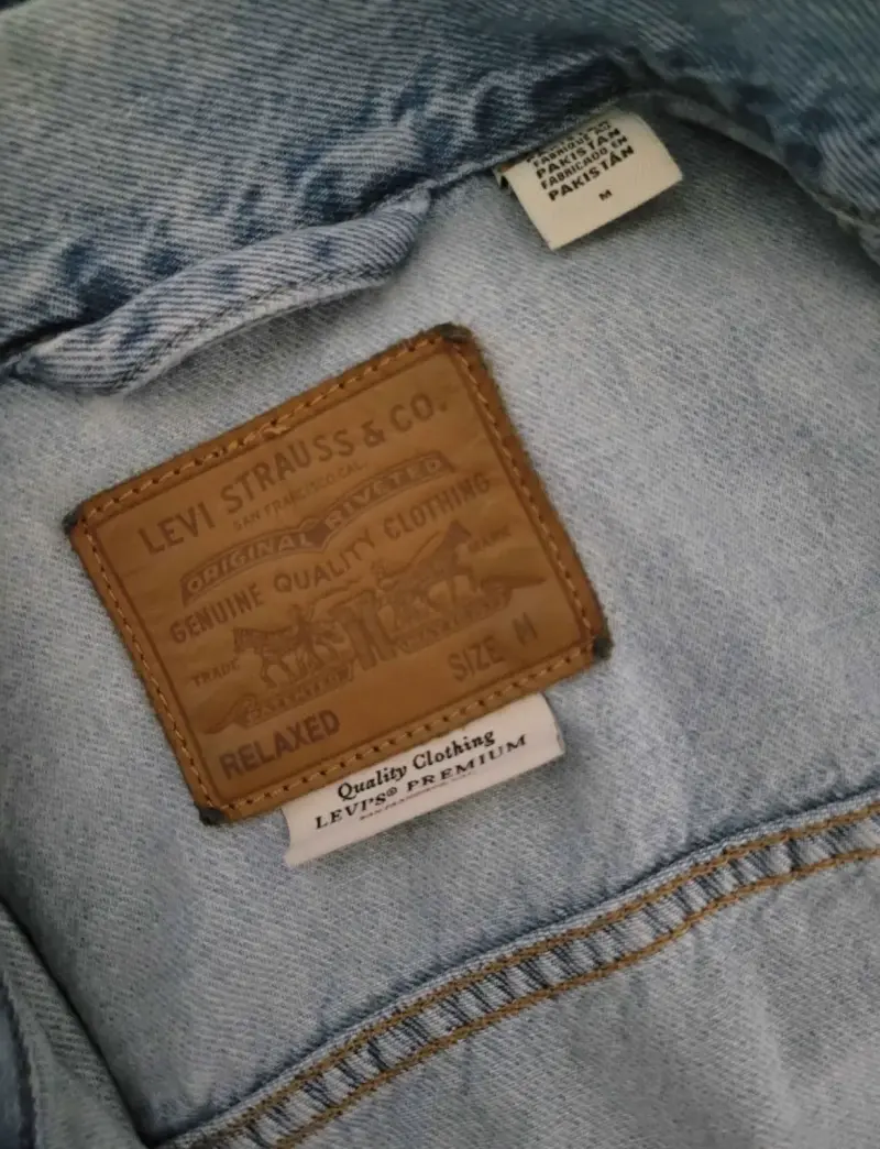 Chaqueta de mezclilla Levi's azul claro - 3