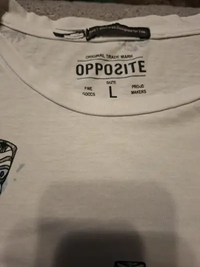 Polera blanca estampada Opposite talla L - miniatura 1