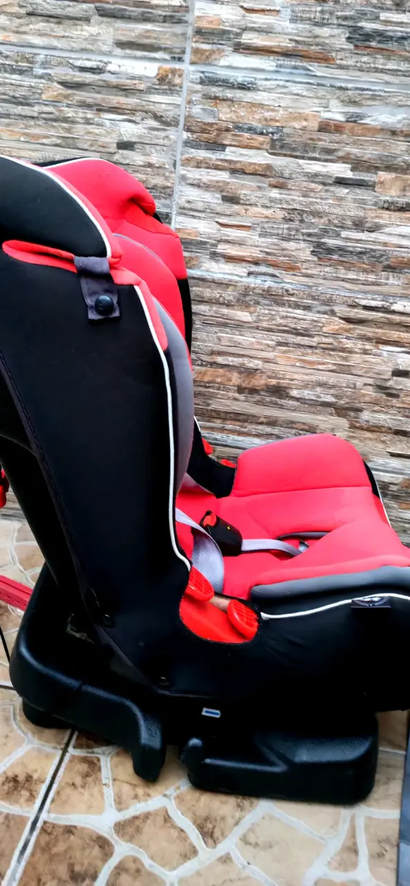 Silla de Auto Infanti Roja para Bebé - 3