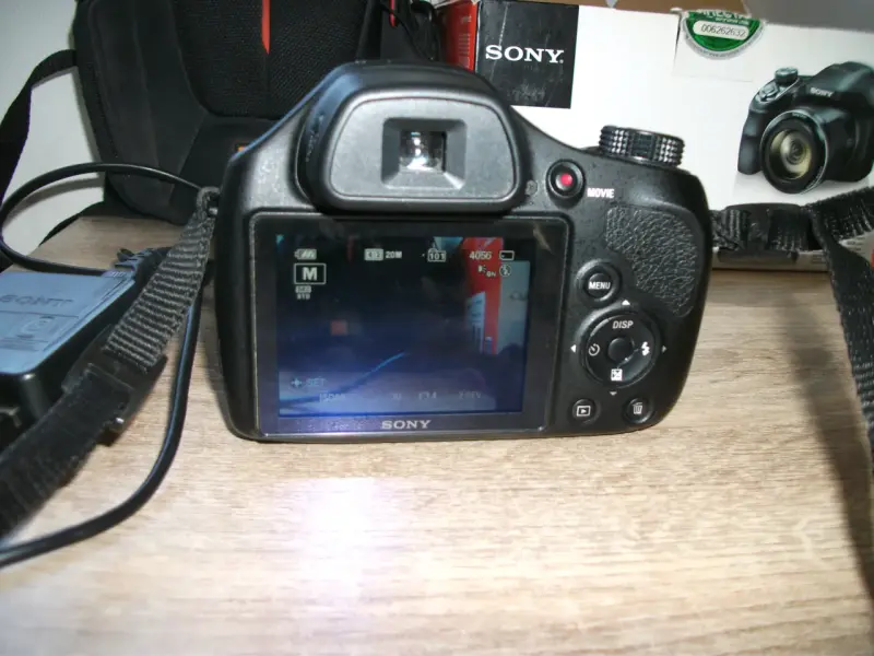 Cámara Sony Cyber-shot DSC-H400 con accesorios - 5