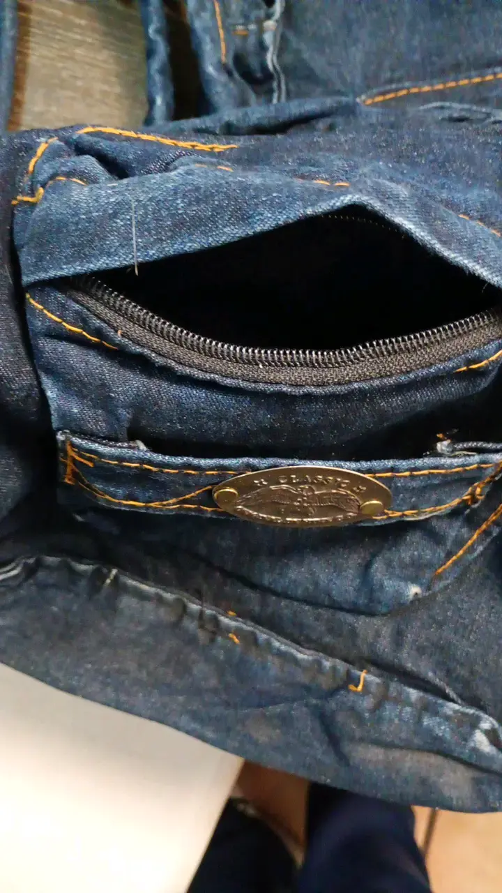 Mochila de mezclilla con diseño clásico - 3