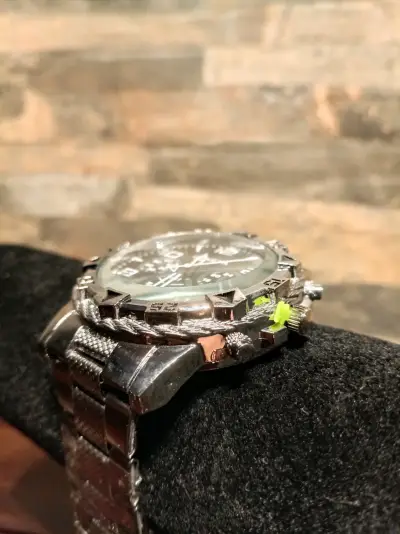 Reloj de Pulsera Geneva Plateado con Cronógrafo - miniatura 3