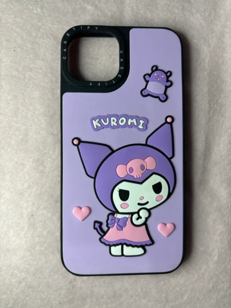 Carcasa IPhone 13 Kuromi Morado Casetify