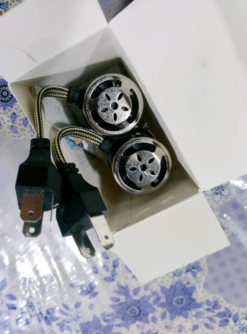 Foco LED para auto C6 H4 - 3