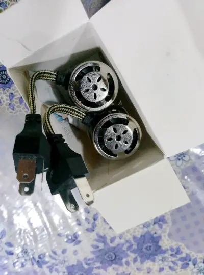 Foco LED para auto C6 H4 - miniatura 3