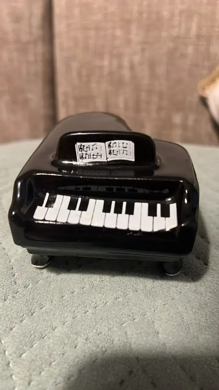 Mini piano de cerámica decorativo/salero negro - 2